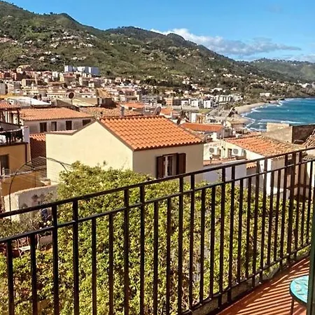 Frühstückspension Il Pino E La Rosa Cefalù