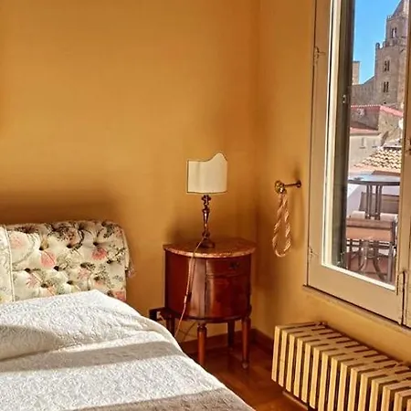 Il Pino E La Rosa *